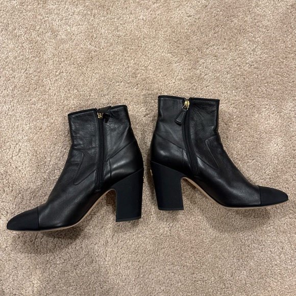 Chanel Boots - Size 38 - Picture 5 of 6
